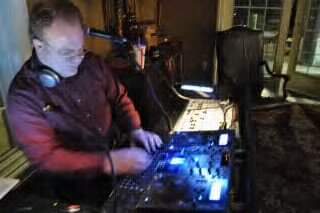 DJ Chris Reed